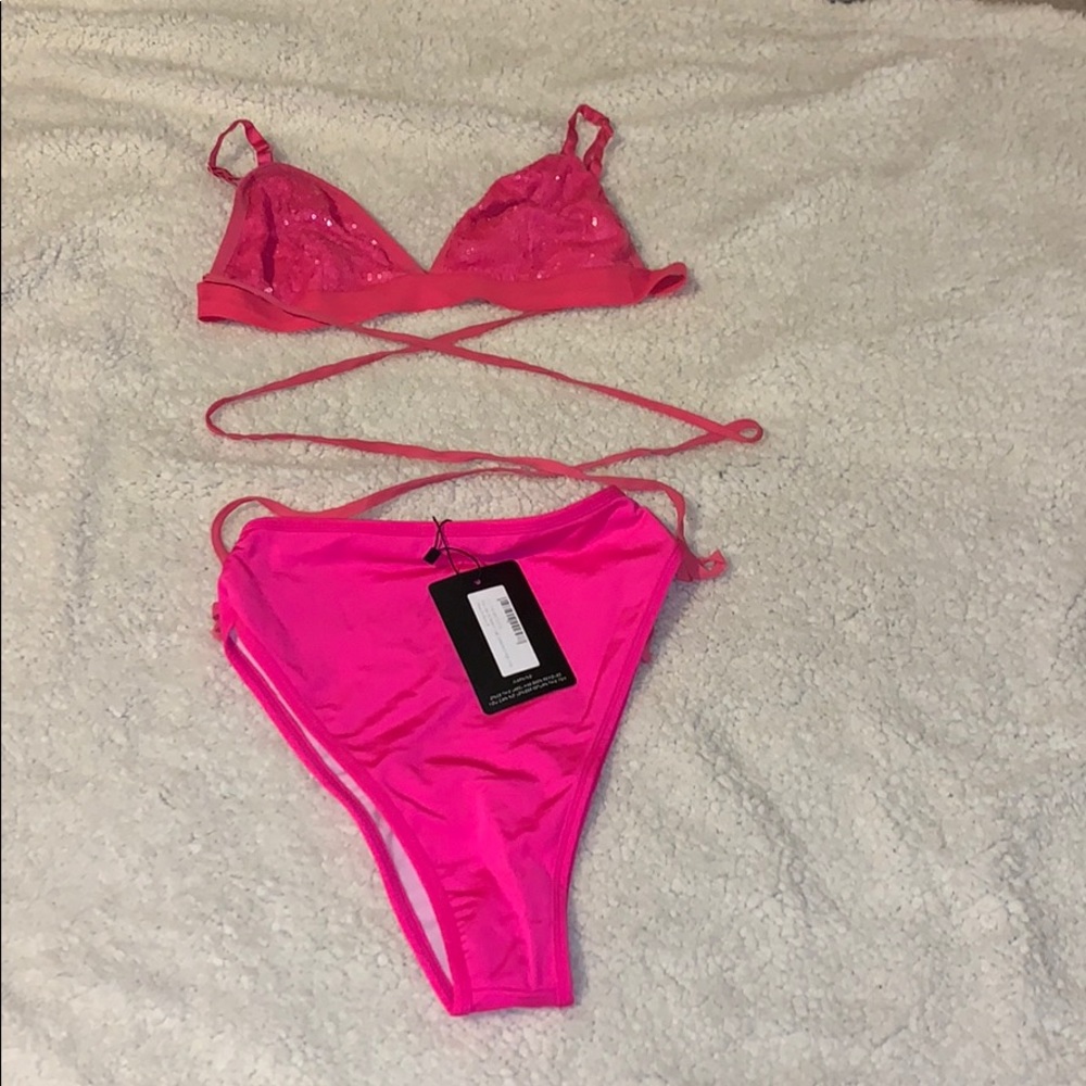 matching hot pink rave set